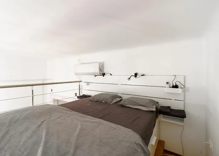 Loft-style Flat Next To Danube Apartman