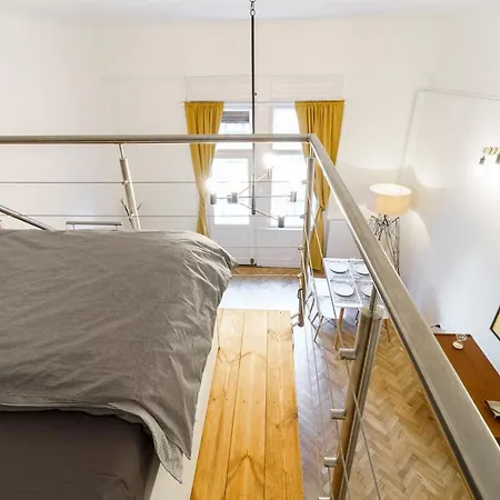 Apartment Loft-style Flat Next To Danube Budapest